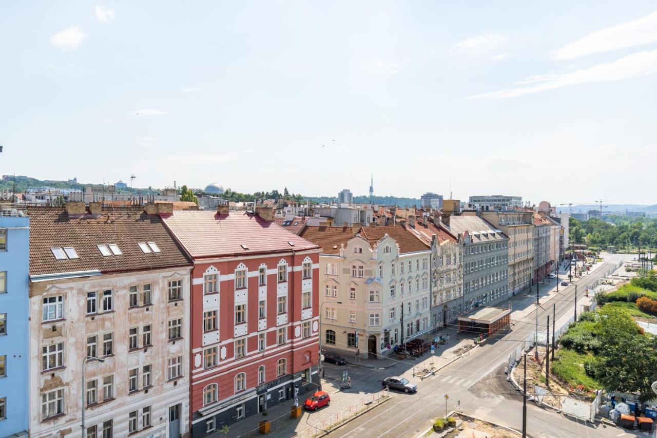 Brand New Studio Apartment #21 With Free Secure Parking In The Center Praha Exteriér fotografie